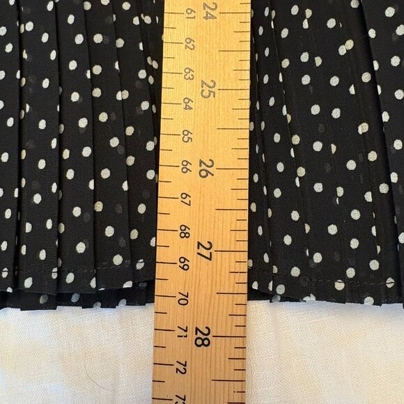 Abercrombie & Fitch Pleated Polka Dot Midi Skirt - Picture 10 of 11